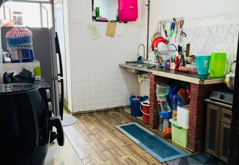 Flat PKNS, Seksyen 24