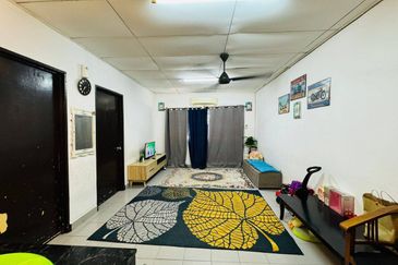 Flat PKNS, Seksyen 24