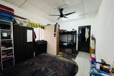 Flat PKNS, Seksyen 24