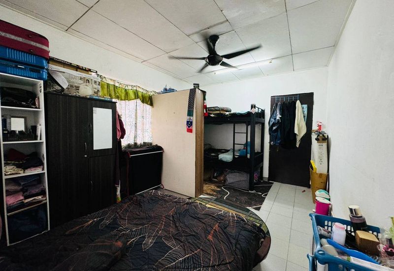 Flat PKNS, Seksyen 24