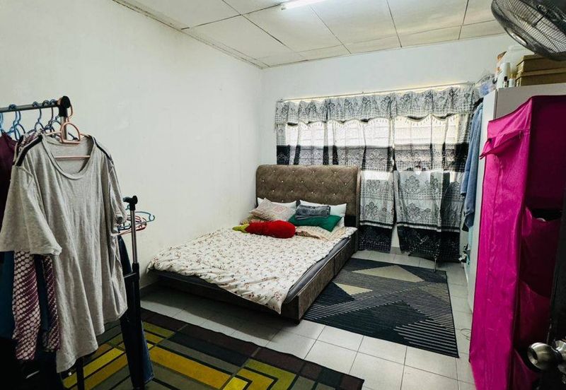 Flat PKNS, Seksyen 24