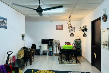 Flat PKNS, Seksyen 24