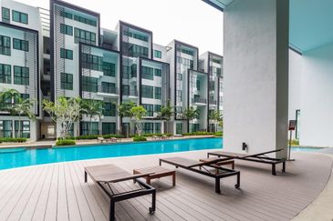 I Residence @ I City