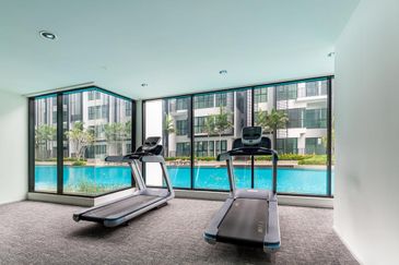 I Residence @ I City