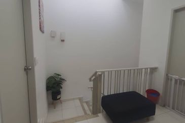 Jalan Setia Permai U13/41A