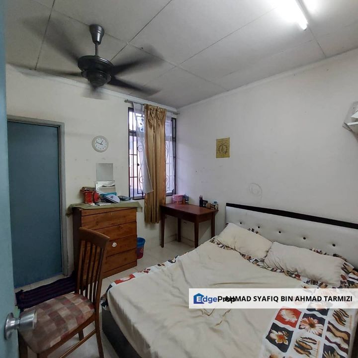 (Renovated) Teres 2 Tingkat Seksyen 33, Shah Alam, Selangor, Shah Alam