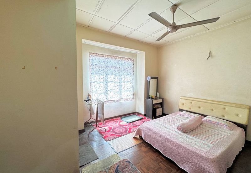 Taman Sungai Kapar Indah