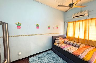 Taman Sungai Kapar Indah