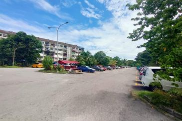 Flat Taman Sri Muda