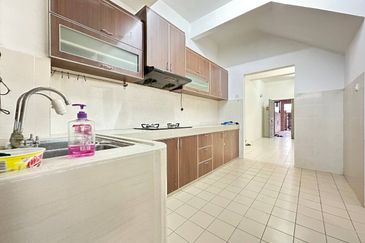 SU3 @ Bandar Saujana Utama