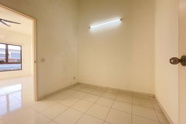 Jalan Setia Permai U13/41E