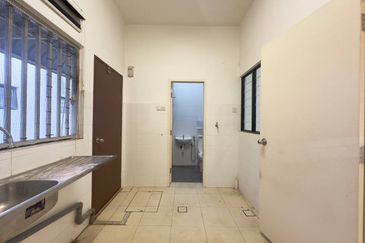 Jalan Setia Permai U13/41E