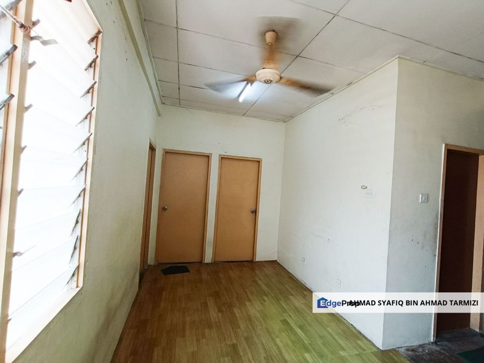 (Low Cost)Pangsapuri Sri Ayu JALAN KEBUN NENAS,  BANDAR PUTERA, 41000 KLANG SELANGOR, Selangor, Klang