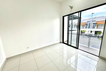 Robin @ Bandar Rimbayu