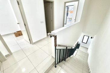 Robin @ Bandar Rimbayu