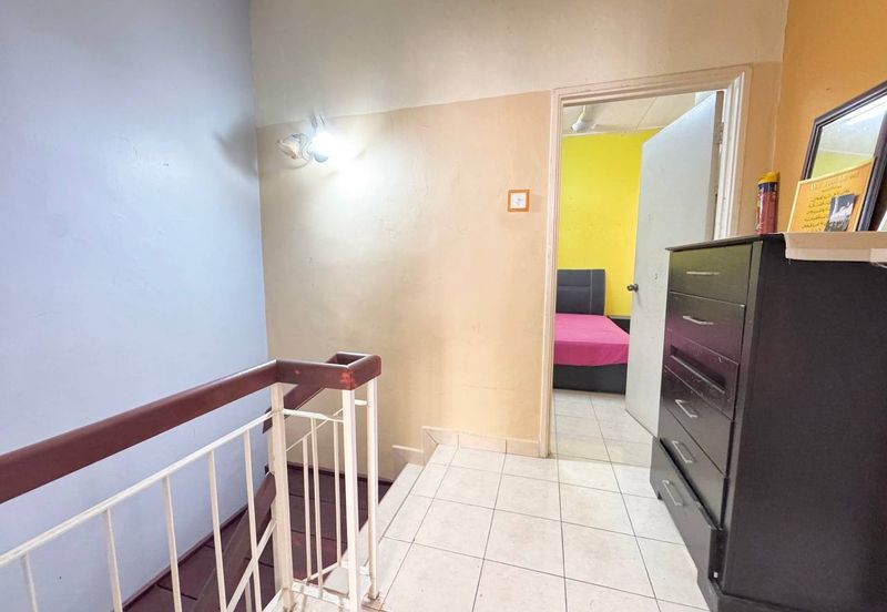 Lorong Az- Zaharah 10/10