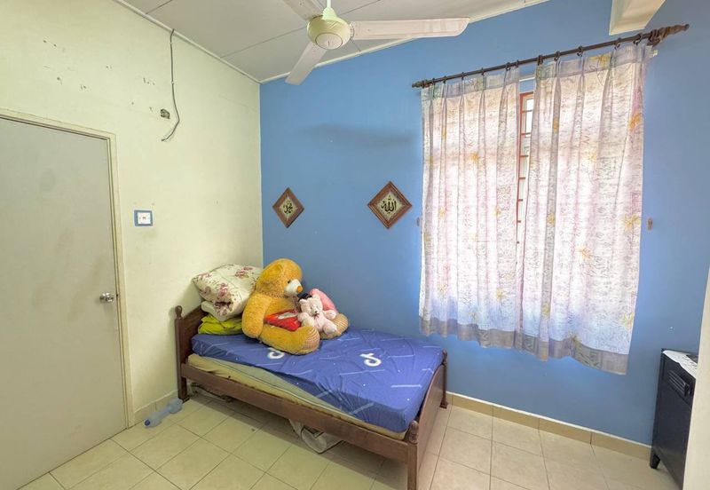 Lorong Az- Zaharah 10/10