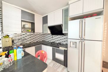 Lorong Az- Zaharah 10/10