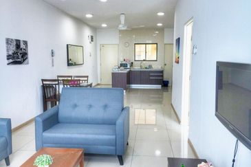 Vista Alam Serviced Apartment