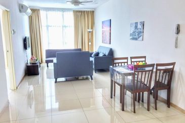 Vista Alam Serviced Apartment