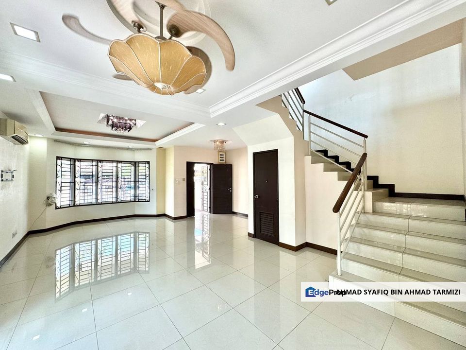 (End Lot,Renovated)Double Storey Terrace Subang Galaxy U5, Shah Alam, Selangor, Shah Alam