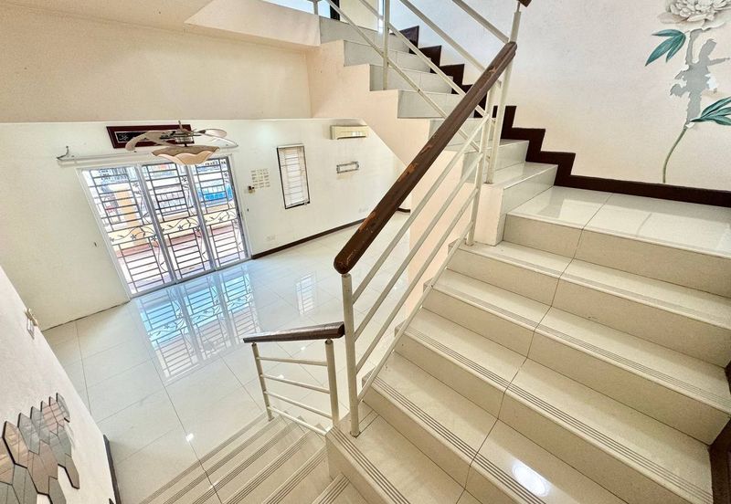 Subang Galaksi (Subang Galaxy)