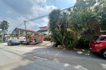 Seksyen 2, Shah Alam