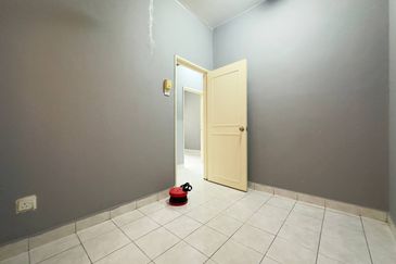 Pangsapuri Seroja Bukit Jelutong