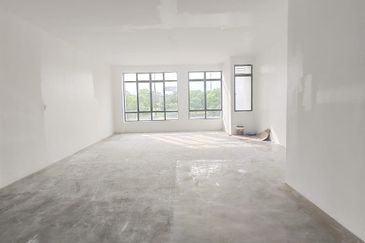 Eco Curve @ Eco Business Park 1