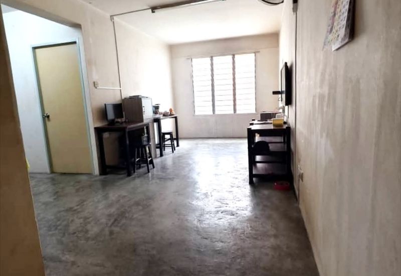 Sri Lanang Flat (Rumah Pangsa Sri Lanang)