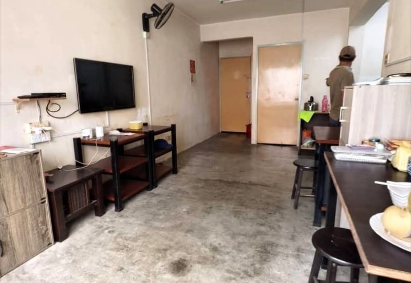 Sri Lanang Flat (Rumah Pangsa Sri Lanang)