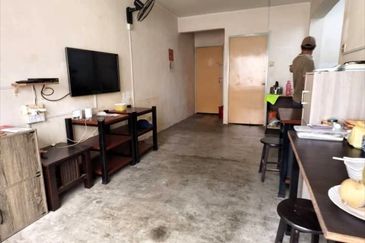 Sri Lanang Flat (Rumah Pangsa Sri Lanang)