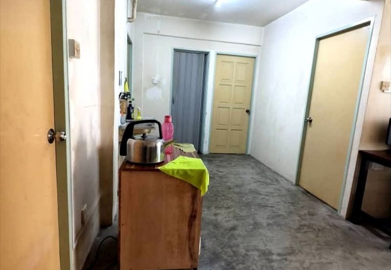 Sri Lanang Flat (Rumah Pangsa Sri Lanang)