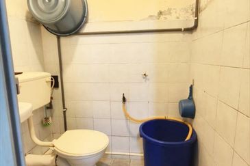 Sri Lanang Flat (Rumah Pangsa Sri Lanang)