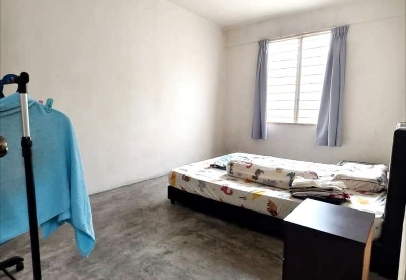 Sri Lanang Flat (Rumah Pangsa Sri Lanang)