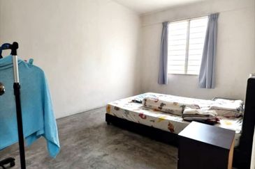 Sri Lanang Flat (Rumah Pangsa Sri Lanang)