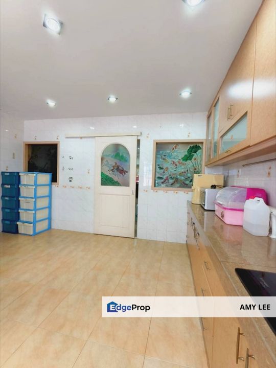 Taman Pelangi Indah/ 2 storey house 22 x 80 sf / move in condition, Johor, Ulu Tiram