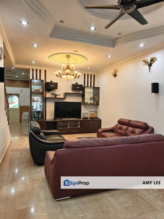 Taman Pelangi Indah/ 2 storey house 22 x 80 sf / move in condition, Johor, Ulu Tiram