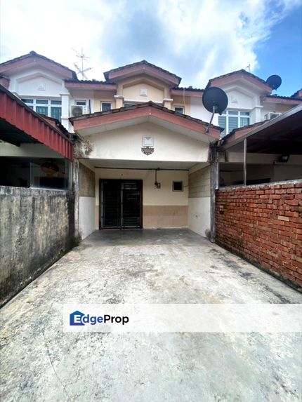 Taman Bestari Indah / 2 Storey Medium Cost , Johor, Ulu Tiram