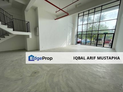 6k Sqft Full En Block 3.5 Storey Shoplot CBD 3 Cyberjaya For Rent. Rm 2.3 Psf! Few units available. Facing Mainroad! Good Visibility! 22 ft Ceiling!, Selangor, Cyberjaya