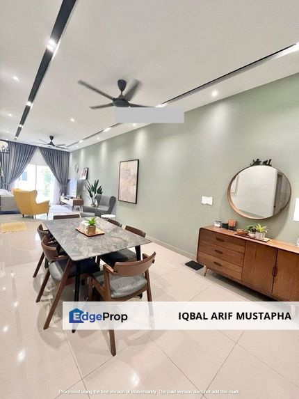 Ground Floor Renovated unit! Casa Bluebell Townhouse Cybersouth for Sale! Beautifully Renovated! Move in condition! Gated Guarded Residence., Selangor, Cyberjaya