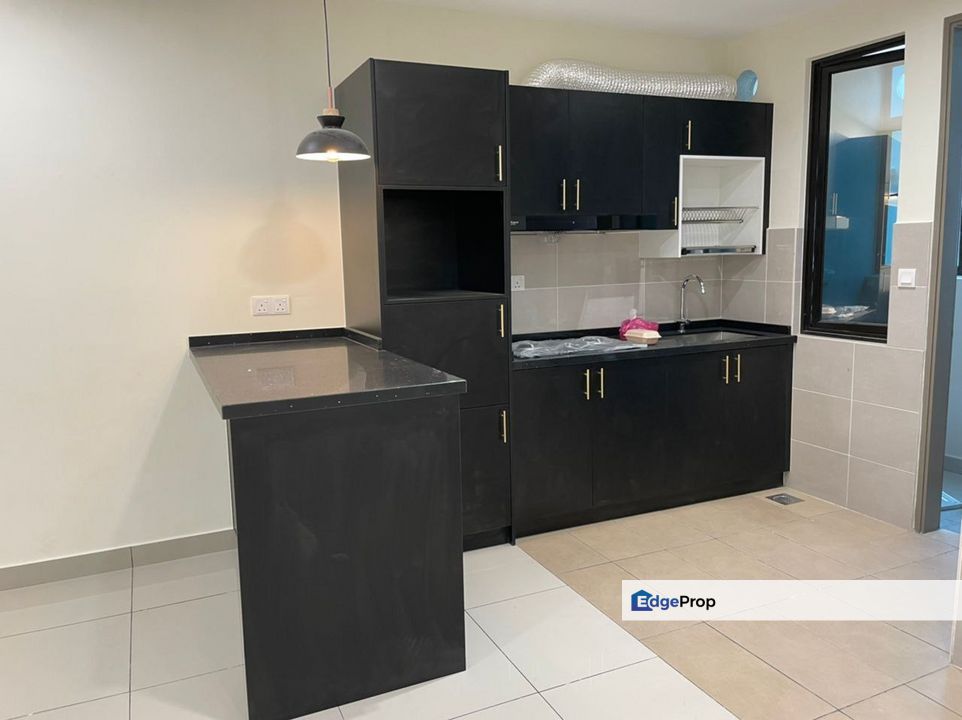 For Sale: Below Market Value, Facing Open Unit!, Selangor, Bangi