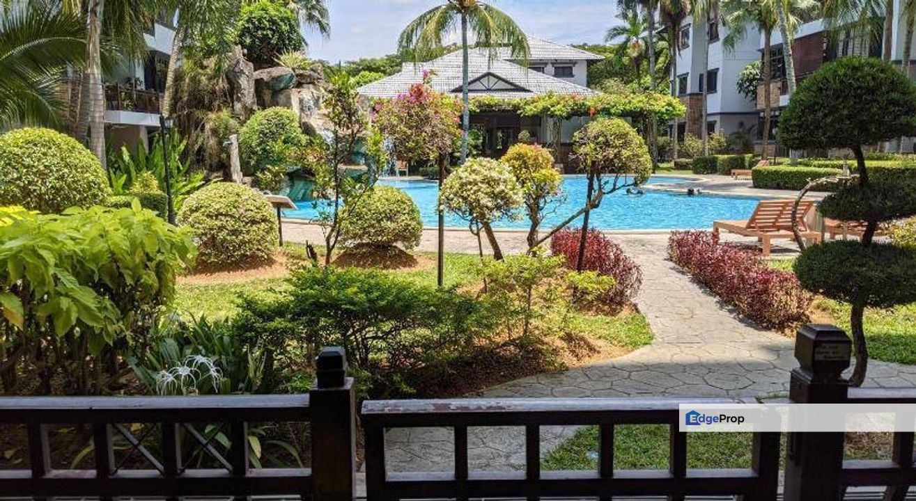 For Sale: Fully Furnished Unit, Facing Swimmingpool, Selangor, Cyberjaya