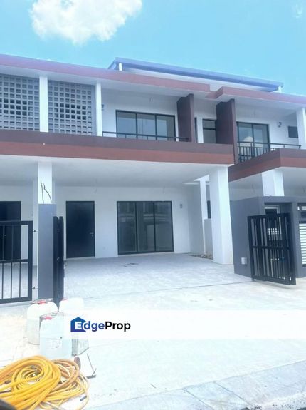 For Rent: Double Storey Terrace, Basic Unit, Selangor, Dengkil