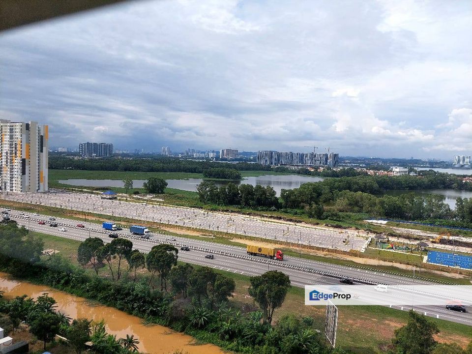  Bsp21 Service Residence Bandar Saujana Putra, Selangor, Jenjarom