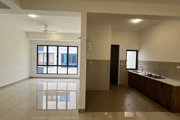 Ayden Townhouse Warisan Puteri