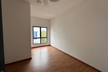 Ayden Townhouse Warisan Puteri