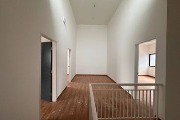 Ayden Townhouse Warisan Puteri