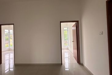 Taman Desa Bestari, Salak Tinggi