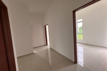 Taman Desa Bestari, Salak Tinggi